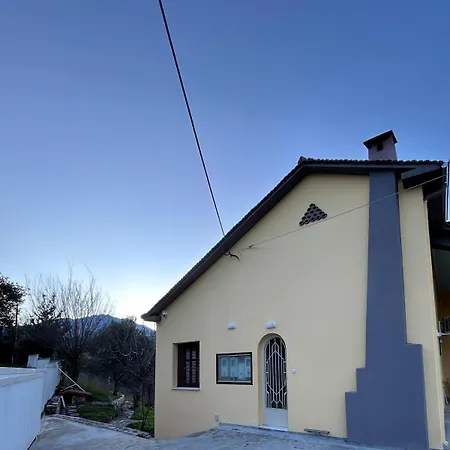Tatil Evi Kaya - Cozy With Panoramic Meteora View Kalampáka