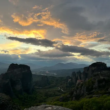 Kaya - Cozy With Panoramic Meteora View