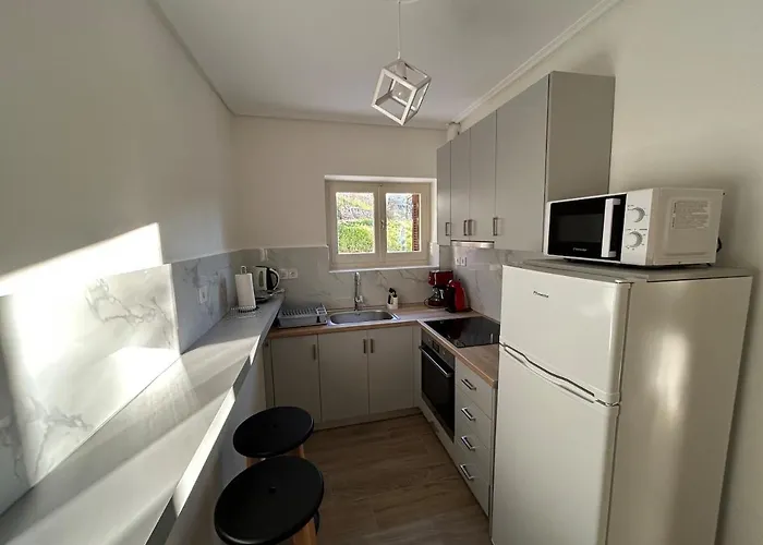 Kaya - Cozy With Panoramic Meteora View Καλαμπάκα