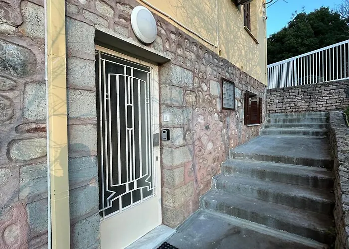 Kaya - Cozy With Panoramic Meteora View Καλαμπάκα